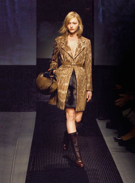 prada 2006 shoes|FW 2006 Woman .